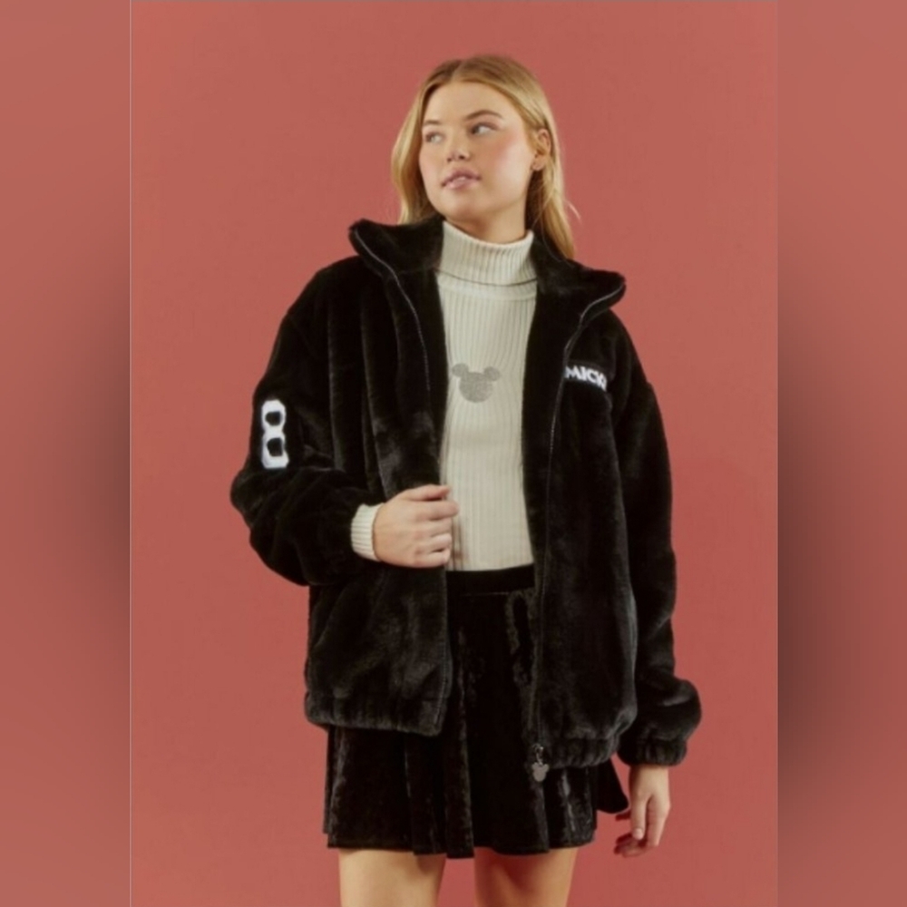 DISNEY x FOREVER 21 Mickey Mouse Black Faux Fur Jacket Plus Size
